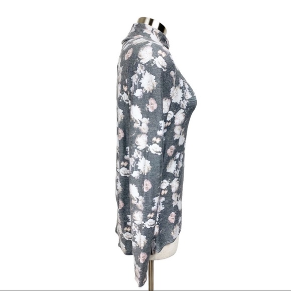 Chaser Kareen Turtle Neck Knit Grey Sweater Small - Picture 5 of 8